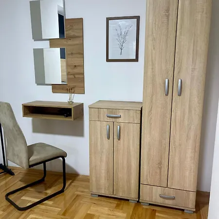 Park View Appartamento Ni